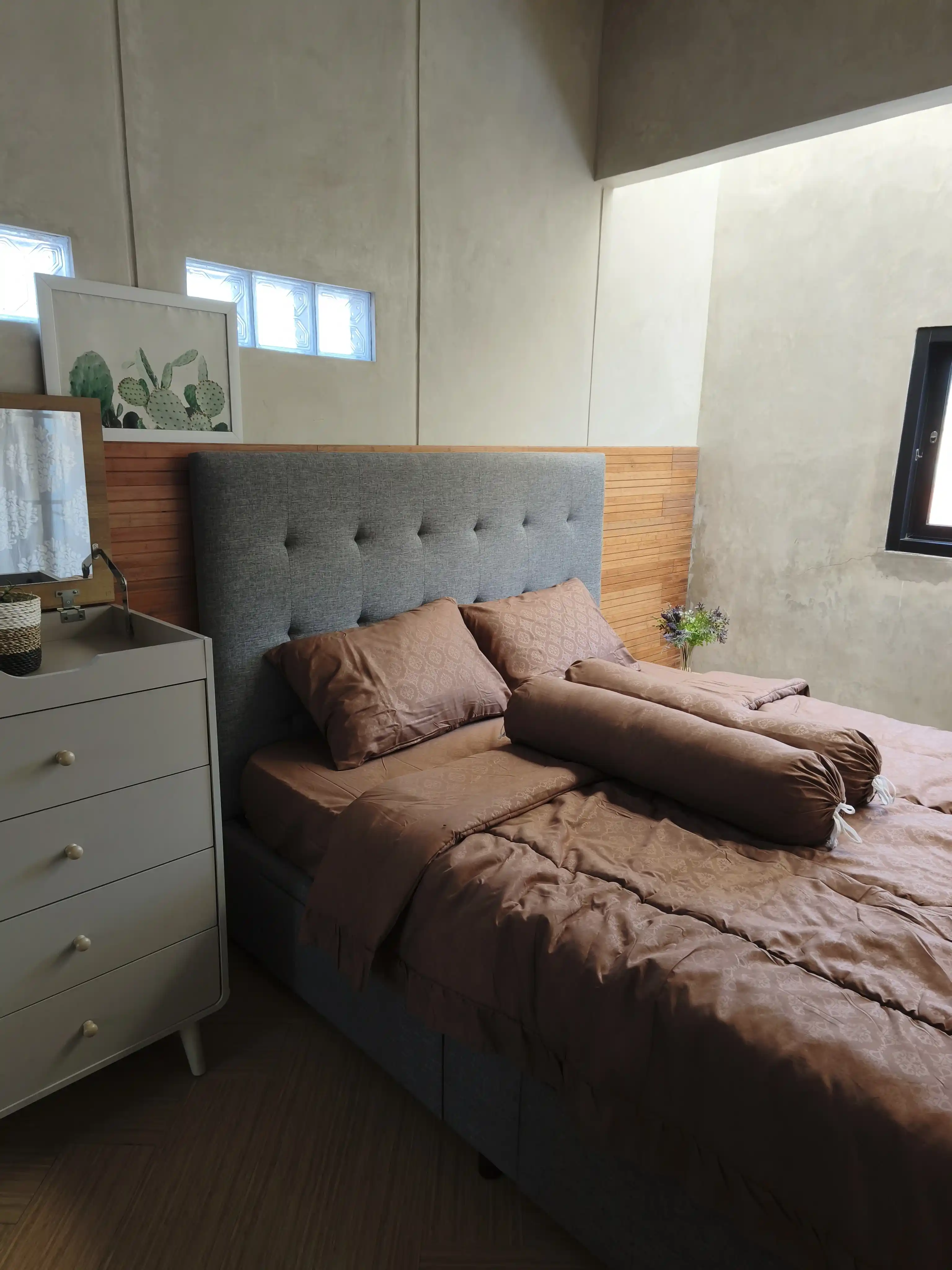 Athome Amy