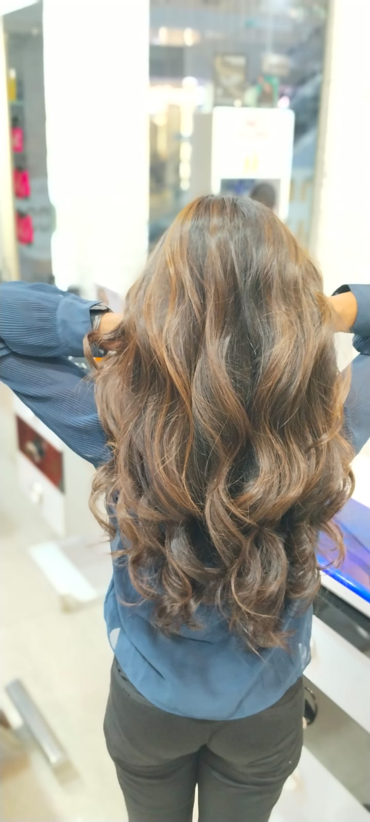 curley hair style