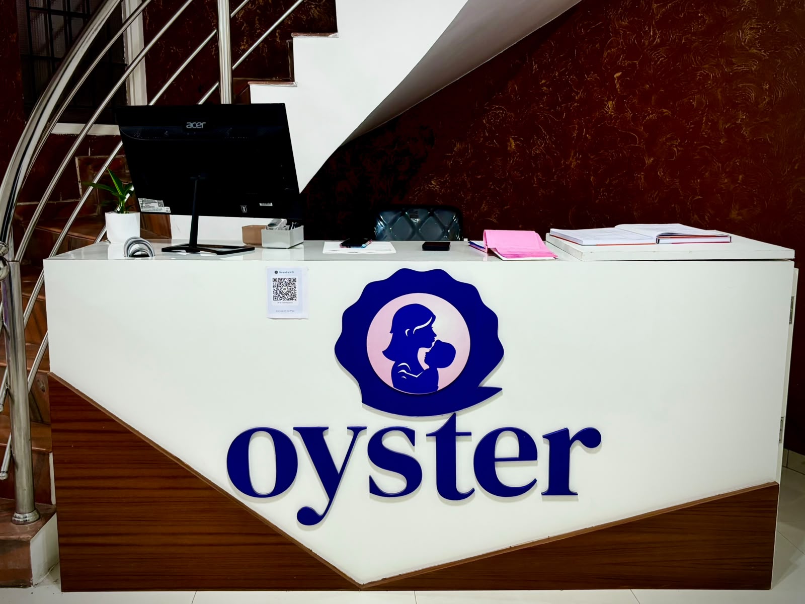 Reception area at Oyster Kids Clinic